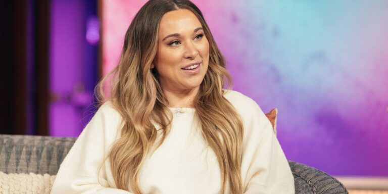 Expanding Her $250 Million Audio Empire, Top Female Podcaster in the U.S. Dives into Mystery and Thriller Brand for Film and TV