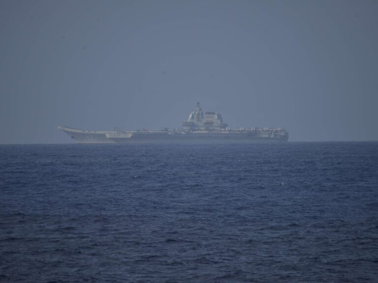 Japan reports sighting of two Chinese aircraft carriers in the Pacific Ocean for the first time | Military News