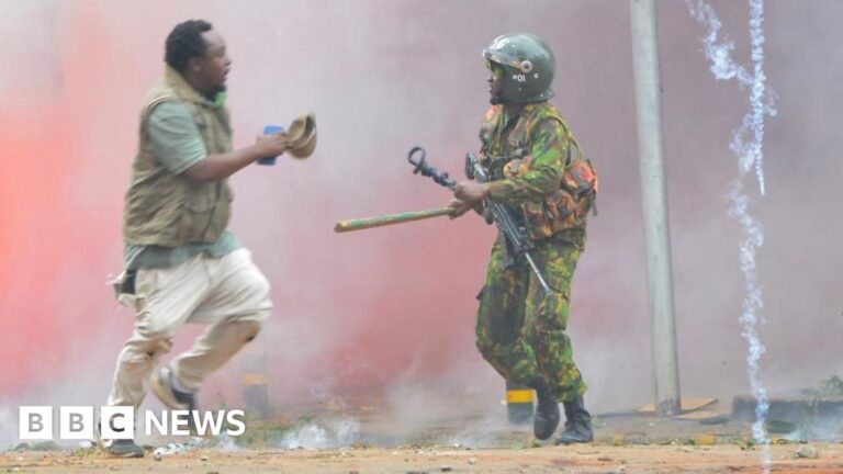 Rights group reports 16 deaths as thousands protest in Nairobi