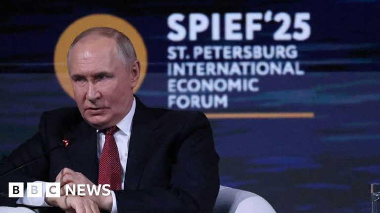 Russian government anxious as country confronts economic challenges
