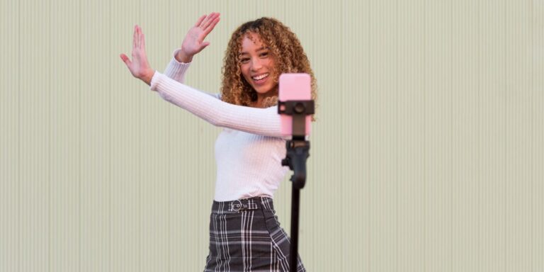 Apologies, kids: YouTube is increasing the minimum age for solo livestreaming to 16