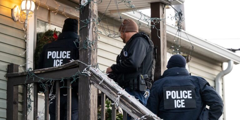 Analysts say vanishing immigration is a bigger supply shock for the economy than tariffs