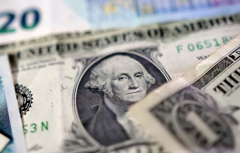 US economy weakened by ongoing trade war, dollar remains close to six-week low
