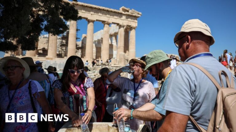 Acropolis temporarily closed due to heatwave in Greece