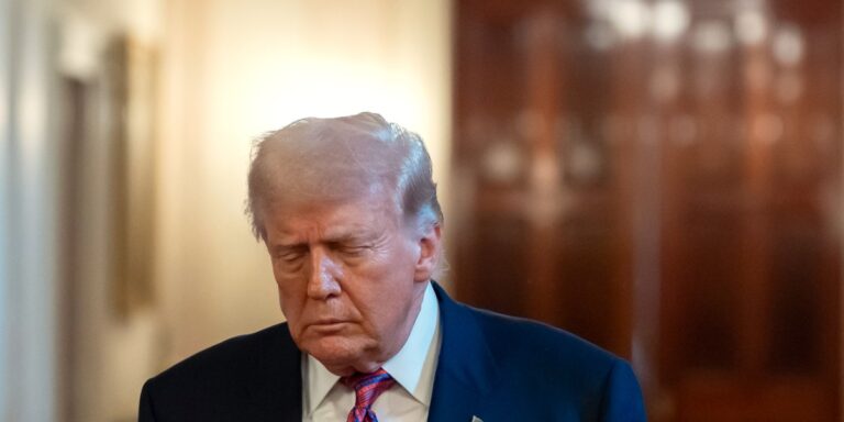 Trump files lawsuit against Murdoch and Wall Street Journal for defamation over Epstein birthday letter article, demanding $10 billion in compensation