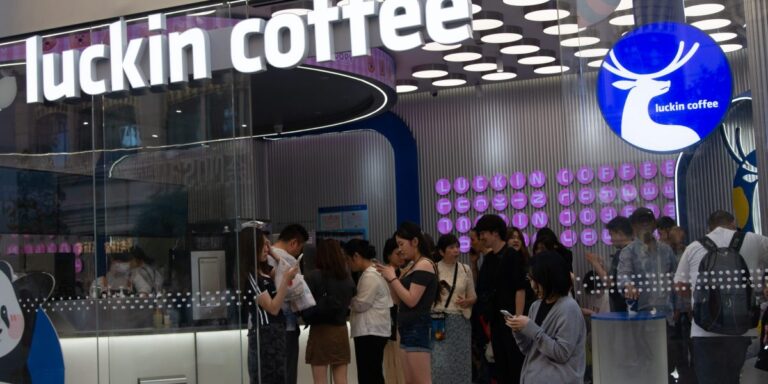 Luckin Coffee’s entry into the U.S. market poses a major threat to Starbucks as it opens two NYC locations