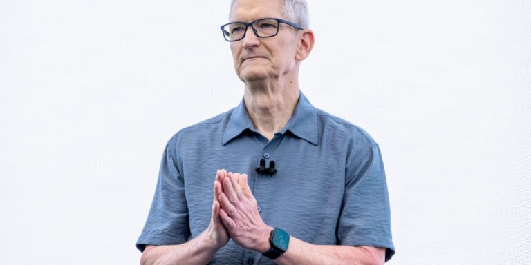 Analyst Dan Ives says Apple must acquire Perplexity to catch up in AI efforts