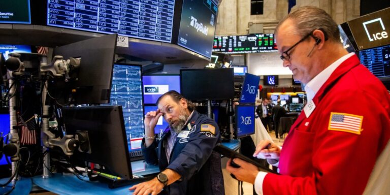 Dow futures drop as Trump officials indicate limited flexibility on tariffs