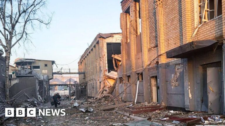 17 killed and dozens wounded as Russia attacks Ukrainian prison