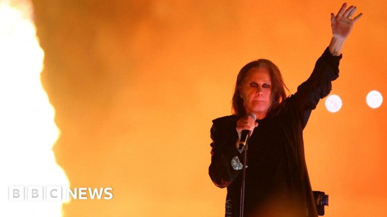 Black Sabbath singer honored by bandmates and fans
