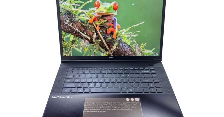 Enhanced Laptop Productivity with Color ePaper Trackpad