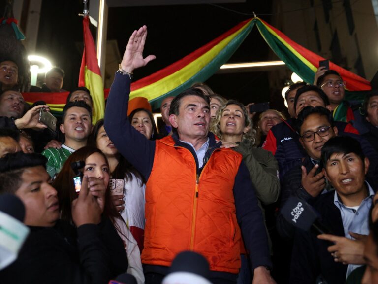Bolivia’s Presidential Run-Off Set Between Centrist and Right-Wing Candidates | Latest Election Updates