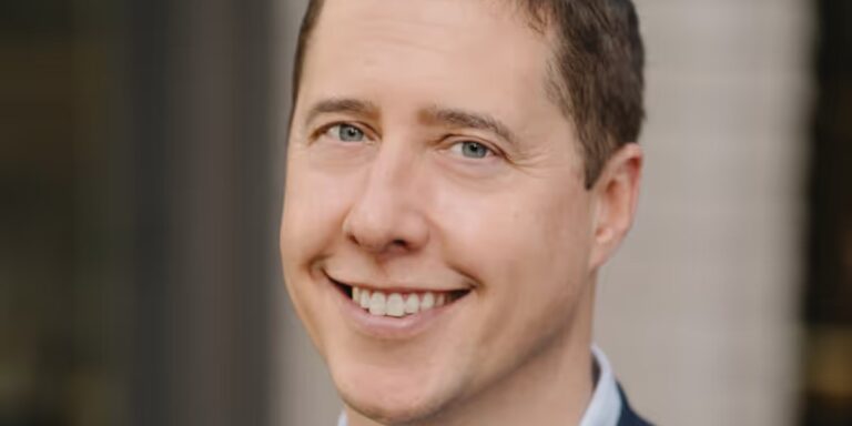 Unlocking the Power of AI: The Key Elements for Creating Magical Results – LLM, Context, Prompt, Workflow, and Evaluation