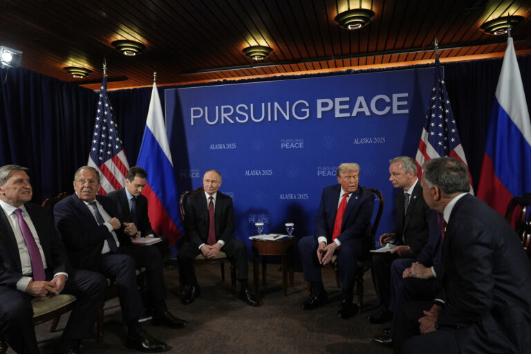 Trump and Putin Avoid Questions Prior to Alaska Joint Press Conference | Military