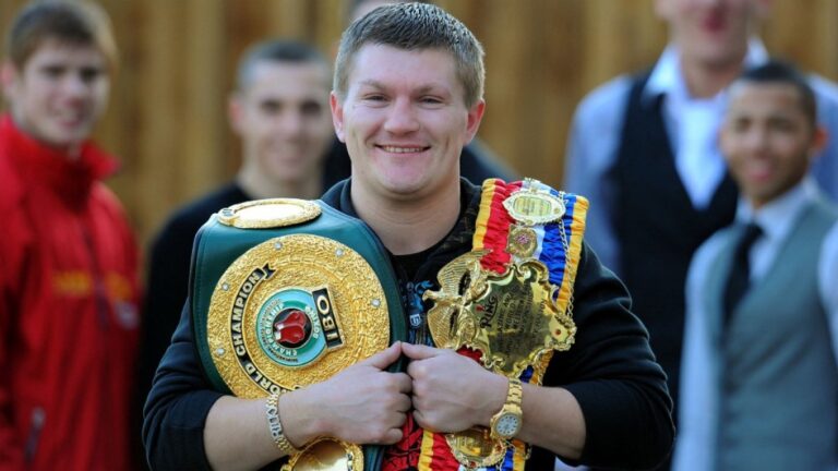 Boxing world mourns the loss of former champion Ricky Hatton at age 46
