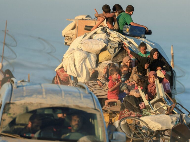 Israel continues to bombard Gaza as calls for Palestinian statehood gain traction