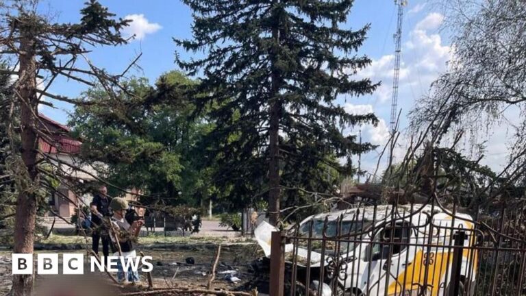 Ukraine reports 23 deaths in Russian attack on pension line