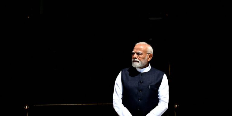 Trump and Modi agree to hold discussions to resolve trade deadlock