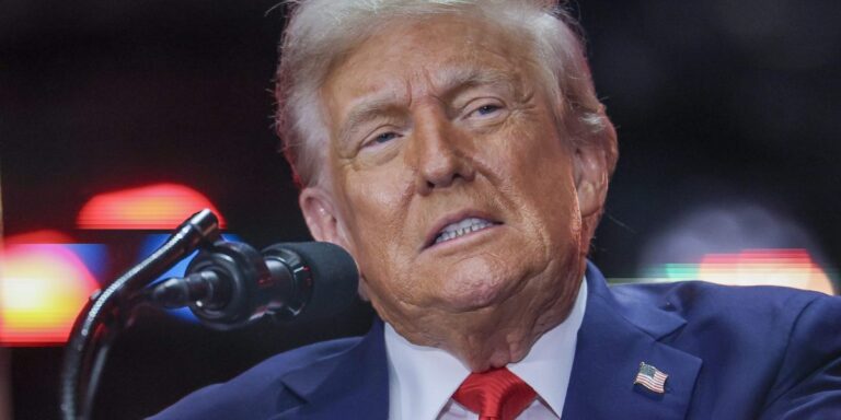 Top Analyst Reports Trump’s Tariffs Generating ‘Very Significant’ Revenue of Approximately $350 Billion Annually