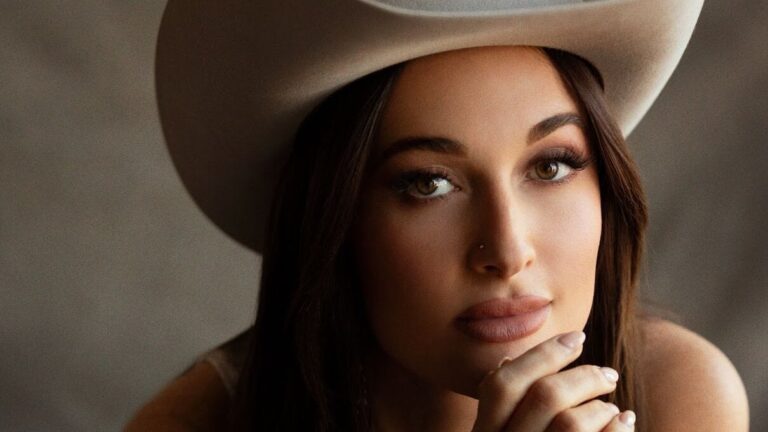 Warner Chappell extends worldwide publishing agreement with acclaimed artist Kacey Musgraves
