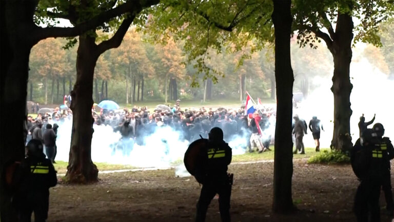 The Hague Police Disperse Anti-Immigration Protesters with Tear Gas | Far-Right Demonstrators