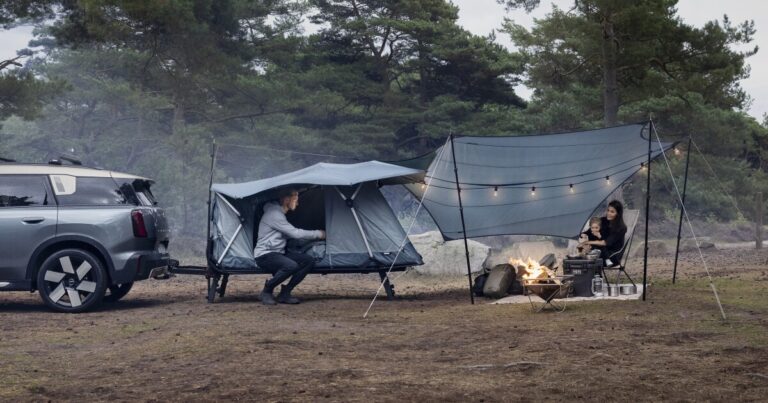 Thule’s Outset Folding Hitch-Mounted Tent Launches in the USA