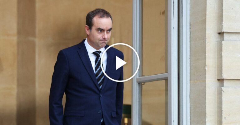 French Prime Minister Steps Down After Less Than a Month in Power