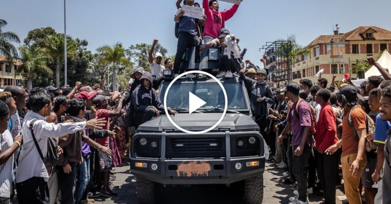 Madagascar’s President Escapes – The New York Times