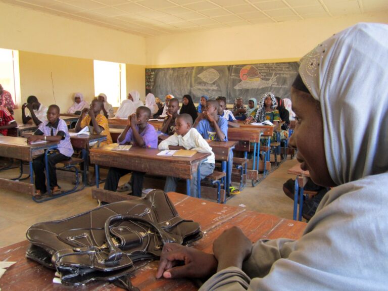 Fighters’ fuel blockade forces Mali to close schools, paralyzing the country | Education News