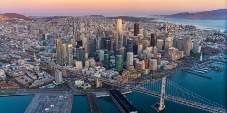 AI startups in San Francisco are renting luxury apartments for employees and providing generous rent allowances to attract top talent.