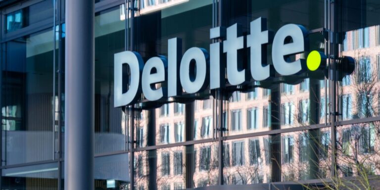 Deloitte Caught Using AI in $290,000 Report to Aid Australian Government in Welfare Crackdown Following Researcher’s Concerns about Hallucinations