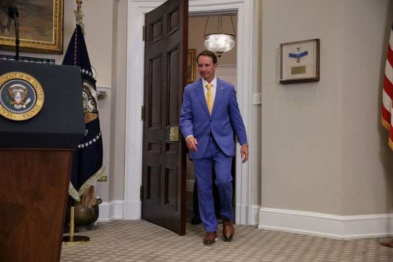 Appeals court to reexamine Louisiana law regarding Ten Commandments after initial ruling