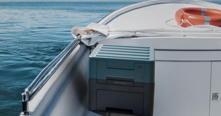 Swiss Battery Toilet Cube Introduced at Camp for Enhanced Stargazing Experience During Nature Calls