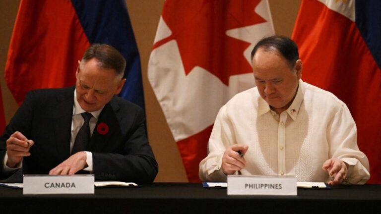 Canada and Philippines sign defense pact to counter Beijing’s influence in South China Sea | Conflict News