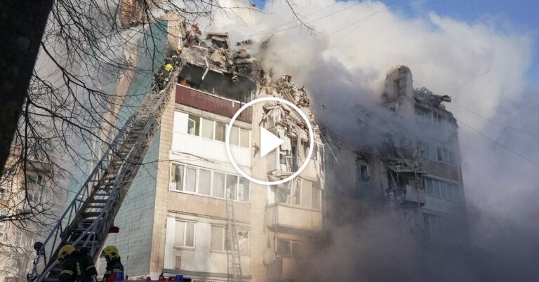 Dozens Killed in Russian Strikes on Ukraine