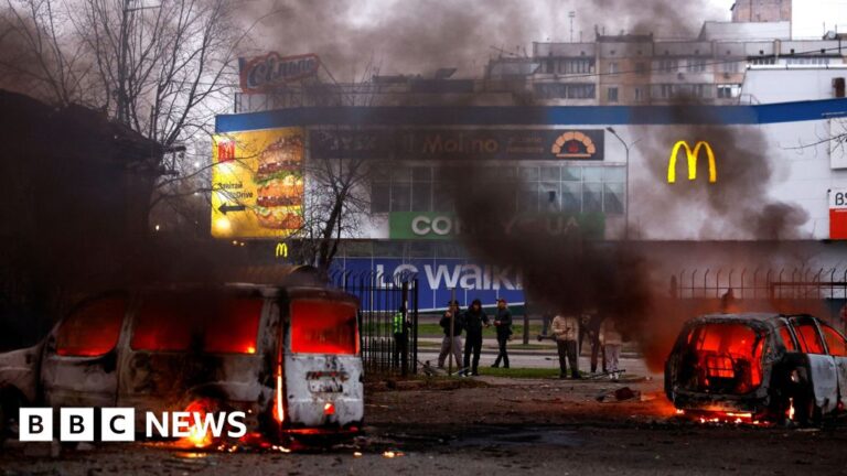 Over 600,000 left without power following Russian attacks