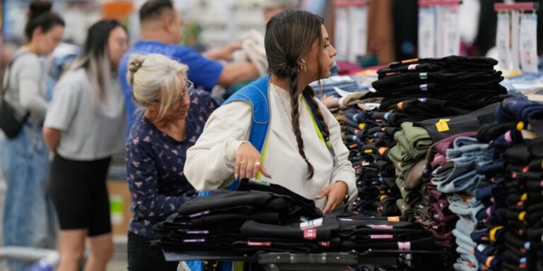 Consumer confidence drops by almost 30% in one year