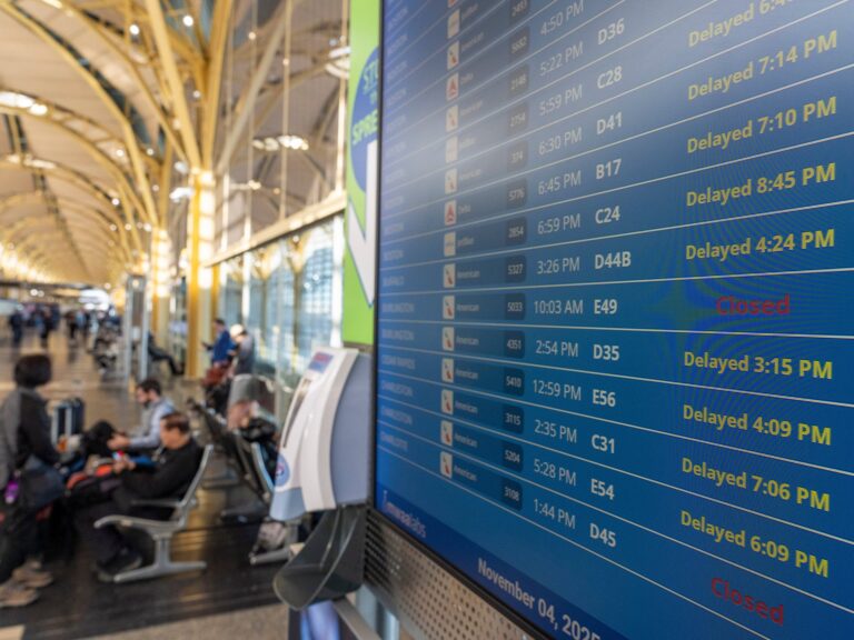 FAA to Cut Flights by 10% as US Government Shutdown Continues | Aviation News