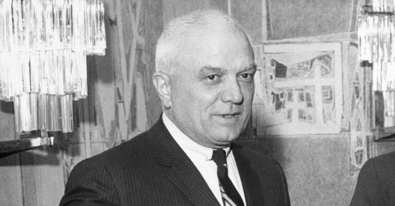 Cus D’Amato compares heavyweight boxer to Albert Einstein, predicting he could become the greatest of all time