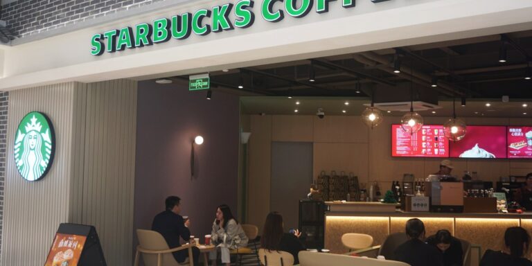 Starbucks Adopts New Strategy in China, Following Western Brands Trend