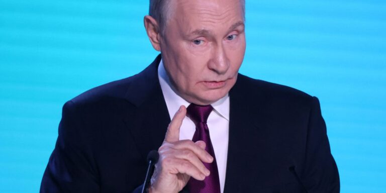 Secret negotiations between the United States and Russia resulted in a surprise plan that caught Ukraine off guard