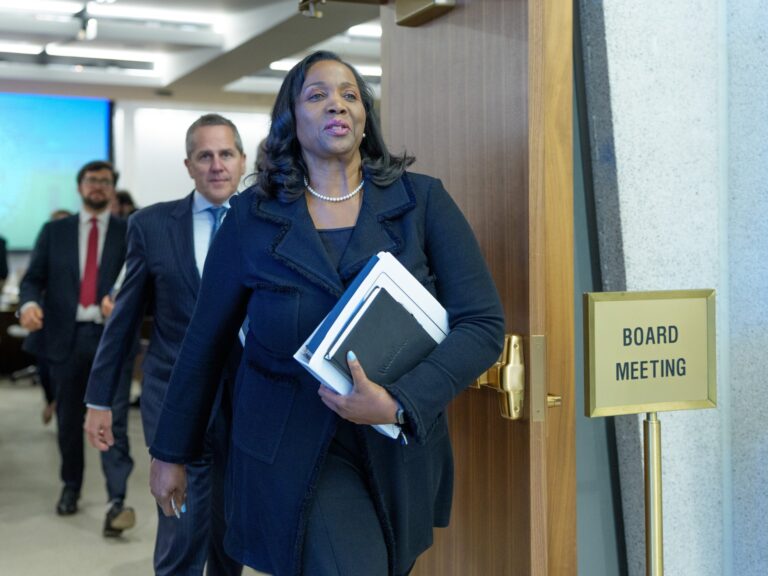 US Federal Reserve Governor Cook provides thorough explanation in mortgage fraud case | Business and Economy News