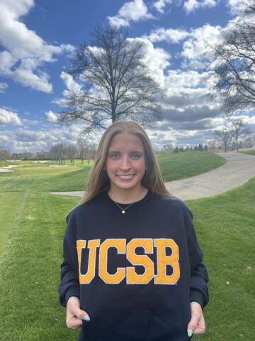 Butterfly Specialist Maeve Collins Commits to UCSB for the Class of 2030