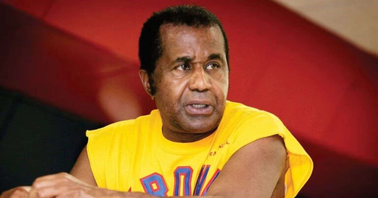 Emanuel Steward ranks Muhammad Ali as the second greatest fighter of all time in his top 10 list.