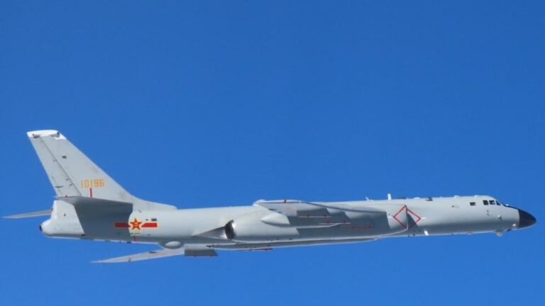 South Korea and Japan deploy warplanes in reaction to Russian and Chinese air patrol | Military Updates