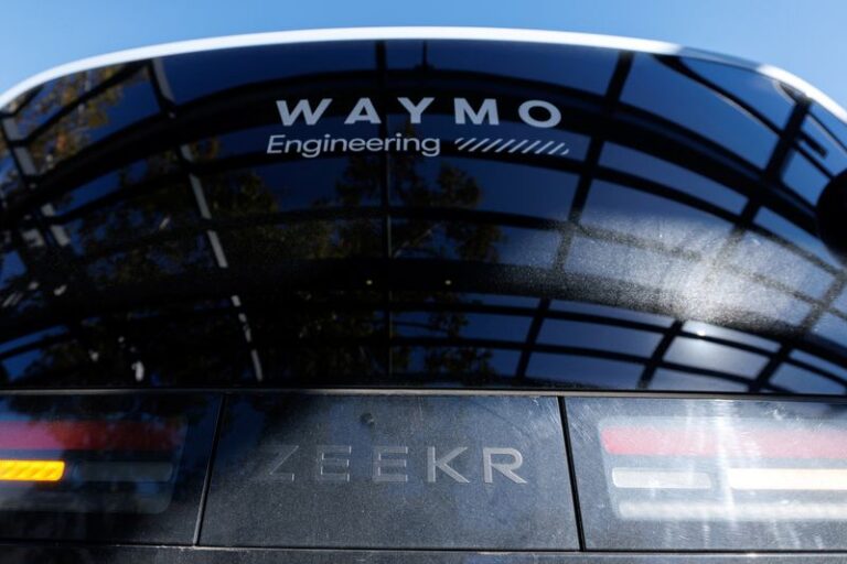 Waymo’s San Francisco outage raises concerns about robotaxi readiness in times of crisis