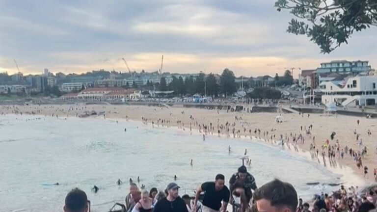Shooting at Jewish festival in Bondi Beach sparks global reaction | Gun violence at Sydney event garners international attention