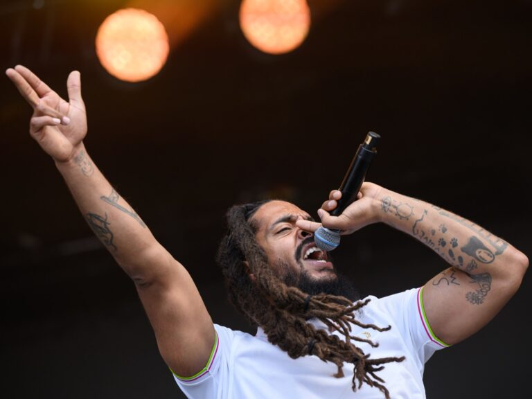 UK police close investigation into Bob Vylan’s songs referencing Israeli military