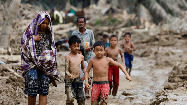 Flood survivors in Aceh Tamiang face new dangers as reported by Al Jazeera
