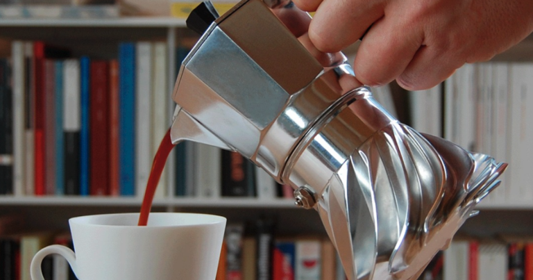 Turbo Moka Pot Cuts Coffee Brewing Time in Half with Turbine-Inspired Base